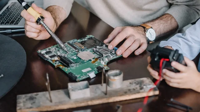 Hardware and Software Services